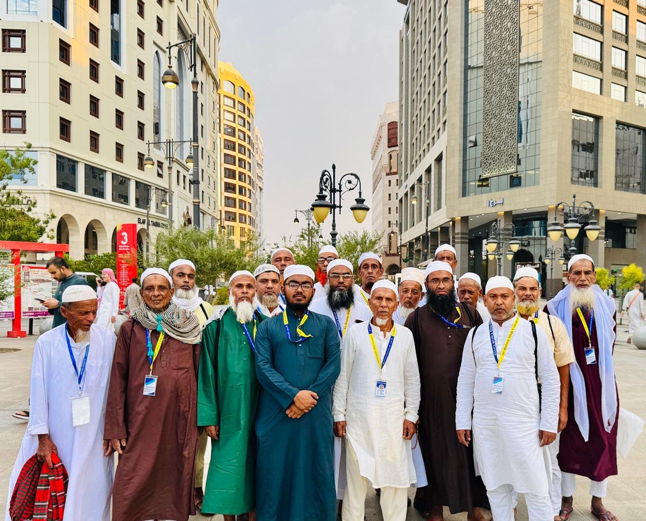 Some memorable moments from the holy Umrah pilgrimage.
